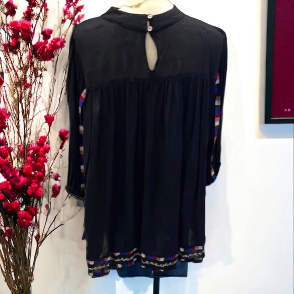 Anthropologie Chloe Oliver Marrakesh 
BLACK EMBROIDERED BEADED SWING BLOUSE NWOT - Picture 7 of 14